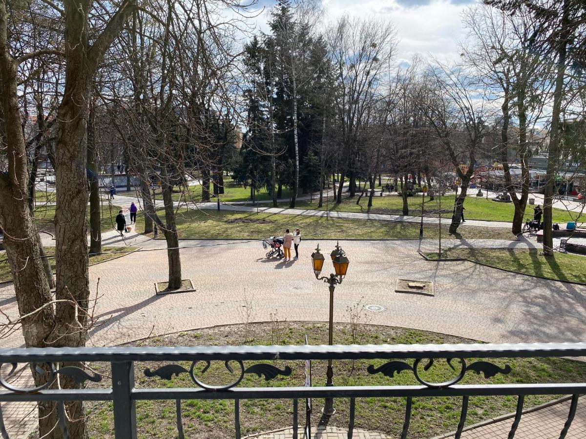 Park Apartment Vinnytsia Extérieur photo