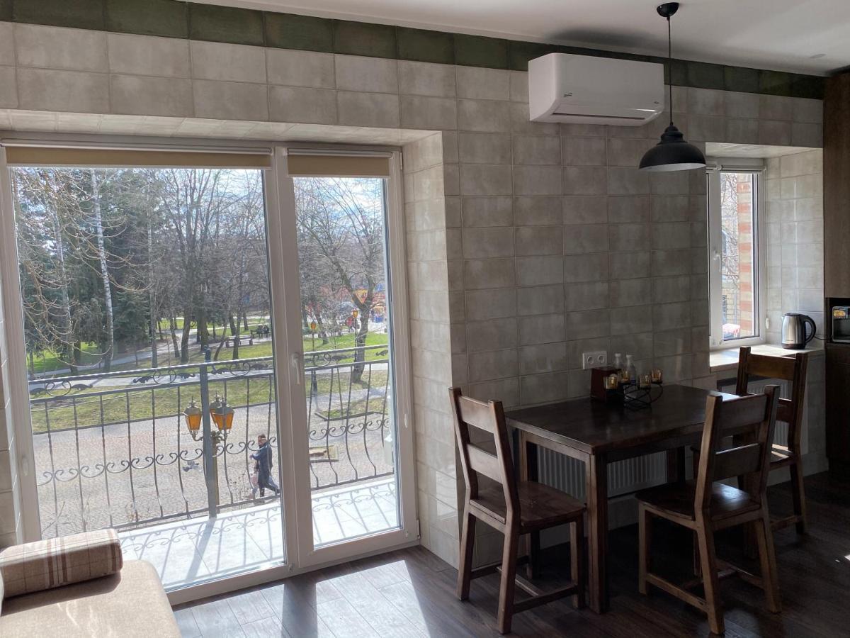 Park Apartment Vinnytsia Extérieur photo