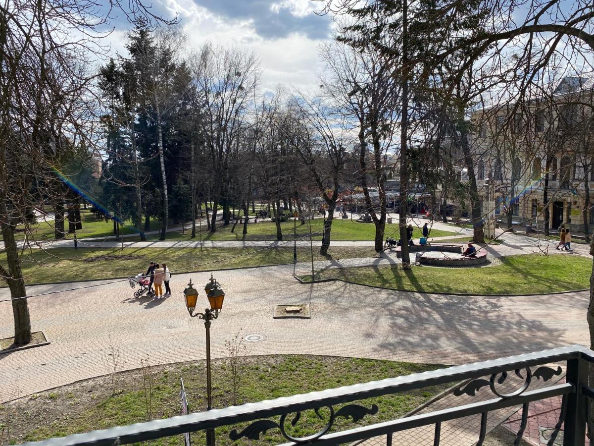 Park Apartment Vinnytsia Extérieur photo